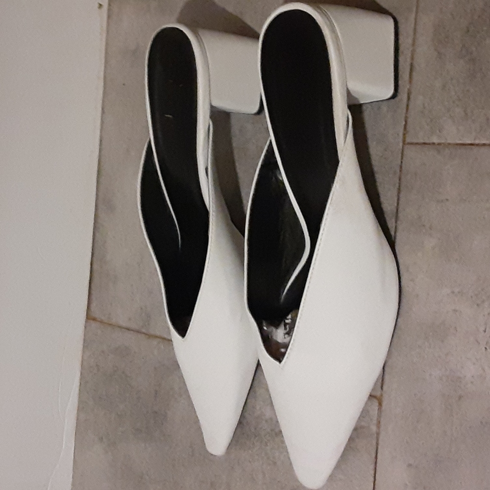 ZARA TRAFALUC size  40 whomen